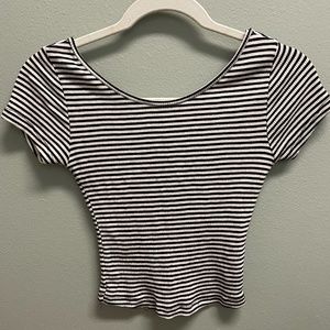 Brandy Melville Cropped Black & White Striped Tee